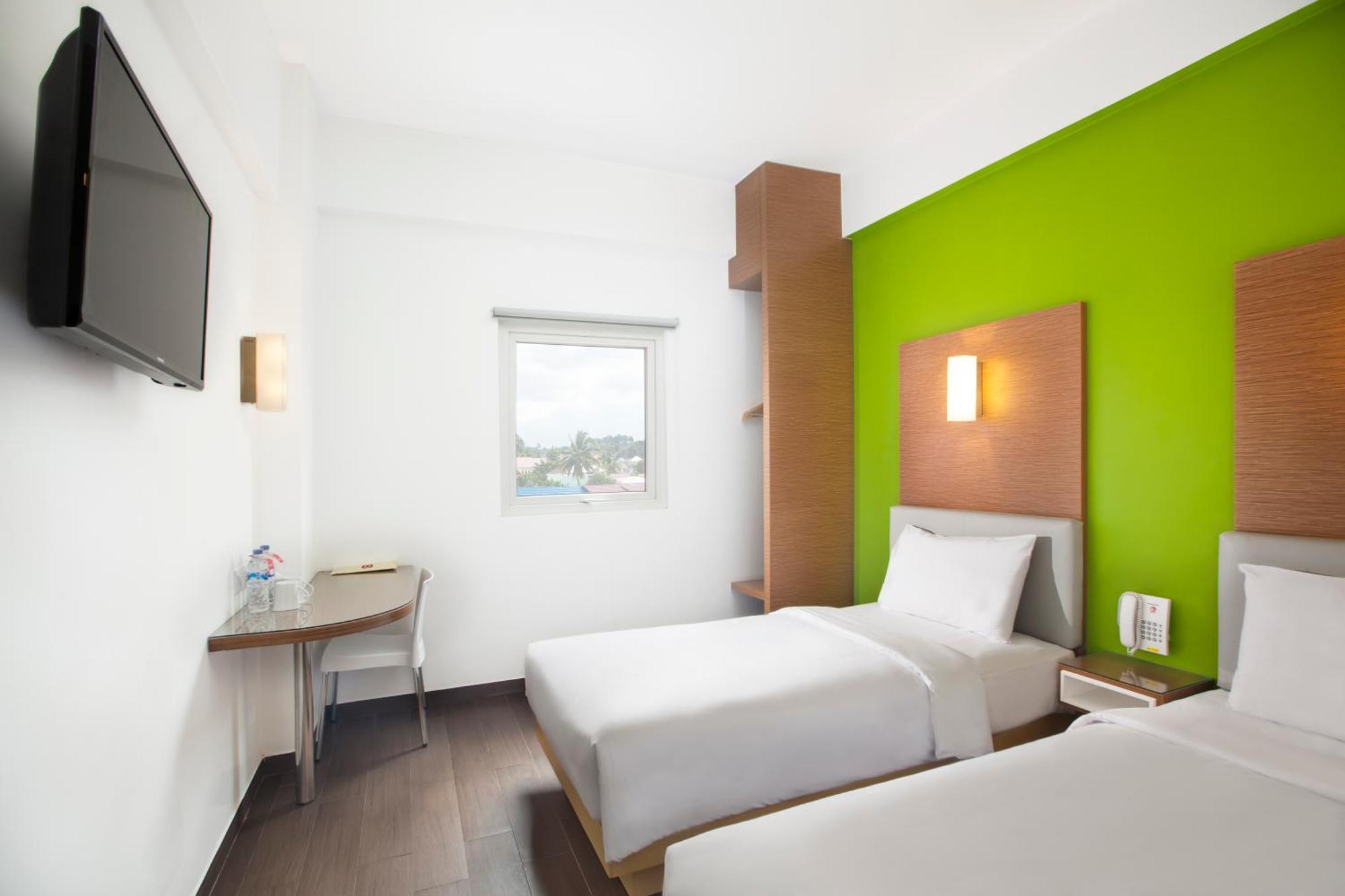 Amaris Hotel Muara Bungo - Jambi Quarto foto